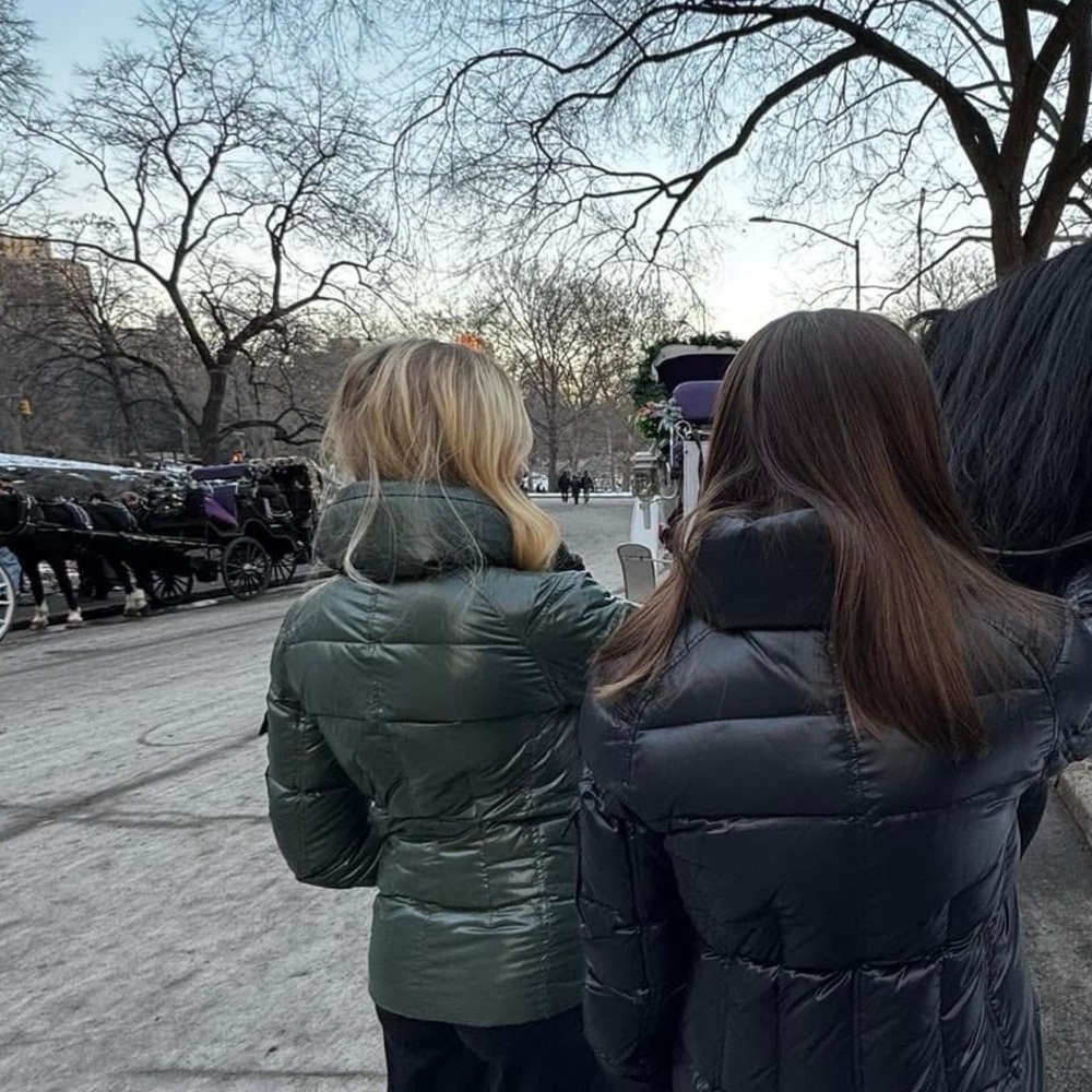 Sam. Freestyle Down Jacket Almost New For Fall An… - image 6